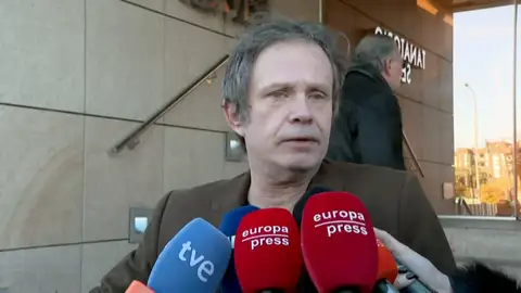 Malena Gracia responde a las amenazas de demanda del hijo de Paco Arévalo: "Me da pena que sea tan necio" Malena Gracia responde a las amenazas de demanda del hijo de Paco Arévalo: "Me da pena que sea tan necio"