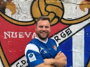 Javier Guitián, futbolista del San Jorge de Llanes