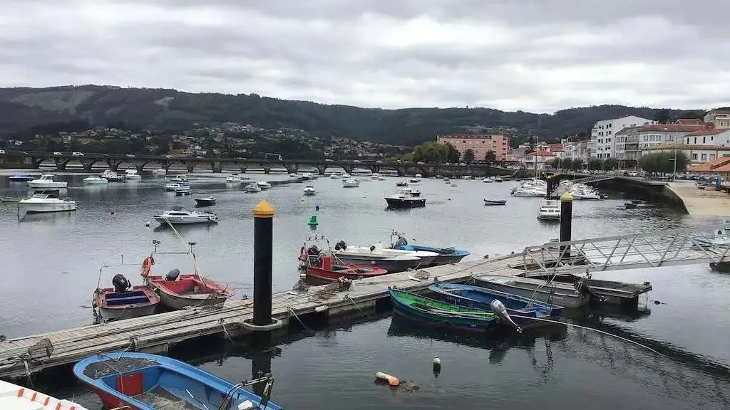 Pesquero hundido en Pontedeume Pesquero hundido en Pontedeume
