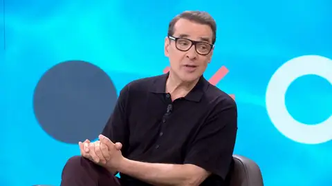 El actor Luis Merlo siendo entrevistado en Espejo Público El actor Luis Merlo siendo entrevistado en Espejo Público