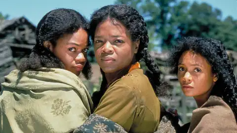 Oprah Winfrey en la película Beloved Oprah Winfrey en la película Beloved