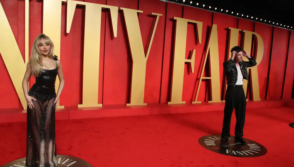 Barry Keoghan y Sabrina Carpenter en Los Oscars Barry Keoghan y Sabrina Carpenter en Los Oscars