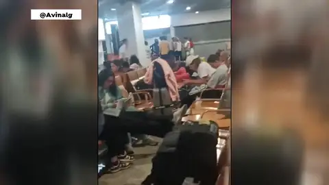 Atrapados en el aeropuerto de Madeira Atrapados en el aeropuerto de Madeira