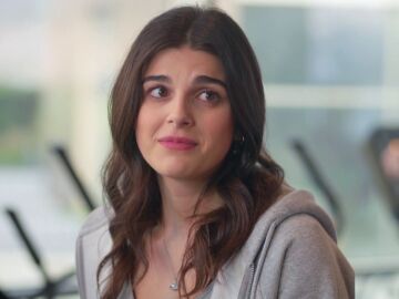 &iquest;Amor a primera vista? Cansu se queda embobada con Ayaz y trata de llamar su atenci&oacute;n