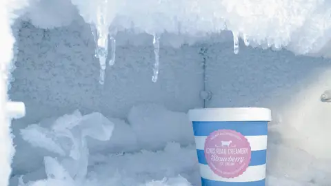 Interior de un congelador Interior de un congelador