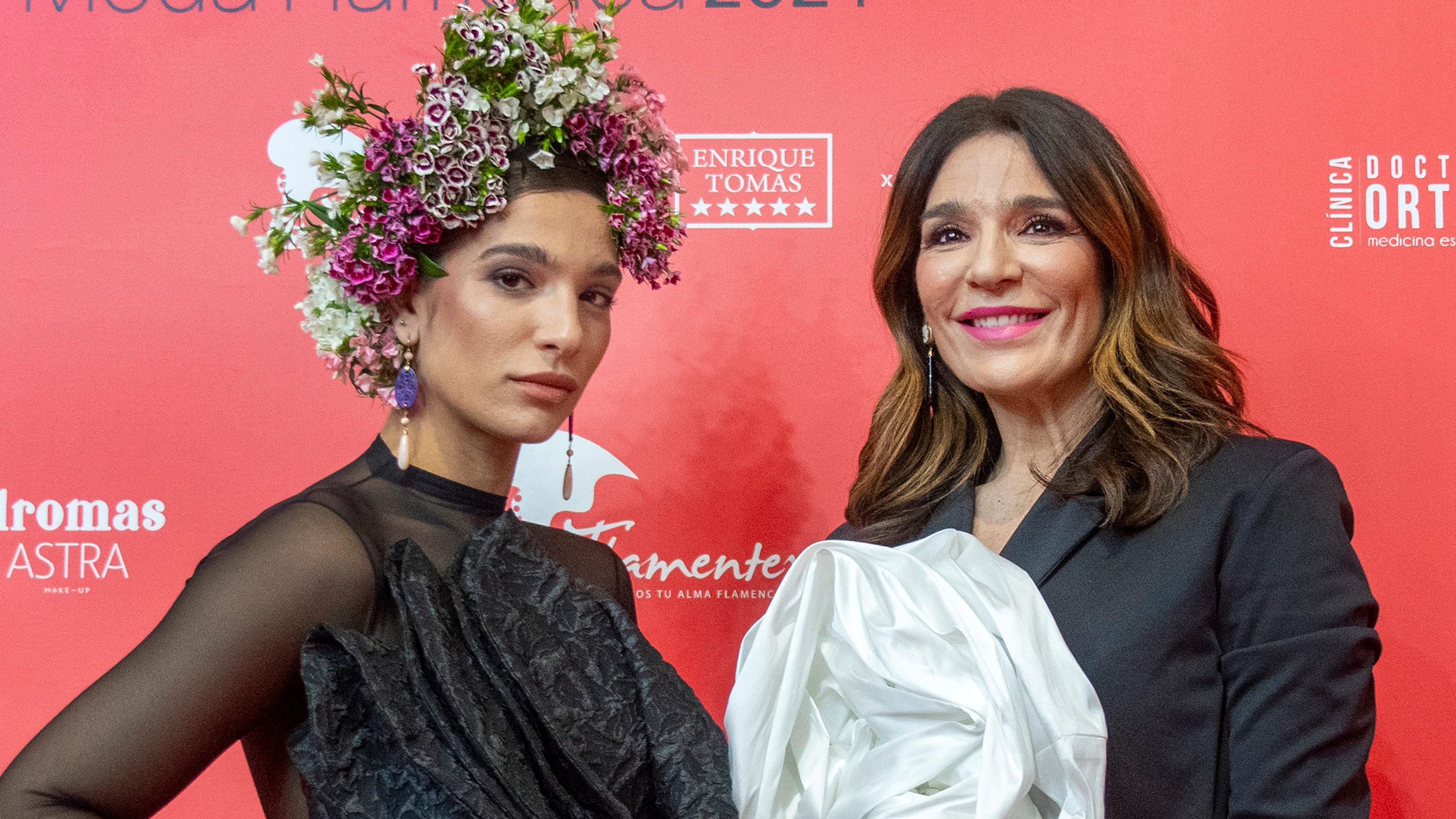 Raquel Bollo y su hija, Alma Cortés Raquel Bollo y su hija, Alma Cortés