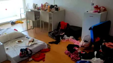 Las camareras de piso de los hoteles, cansadas de encontrar habitaciones como estercoleros: "Un guarro y punto" Las camareras de piso de los hoteles, cansadas de encontrar habitaciones como estercoleros: "Un guarro y punto"