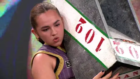 Udane, la tercera generación de su familia que practica el levantamiento de piedras: ¡Ha levantado 102 kilos! Udane, la tercera generación de su familia que practica el levantamiento de piedras: ¡Ha levantado 102 kilos!