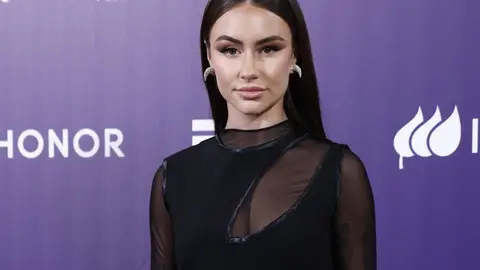 Abril Cols  Abril Cols