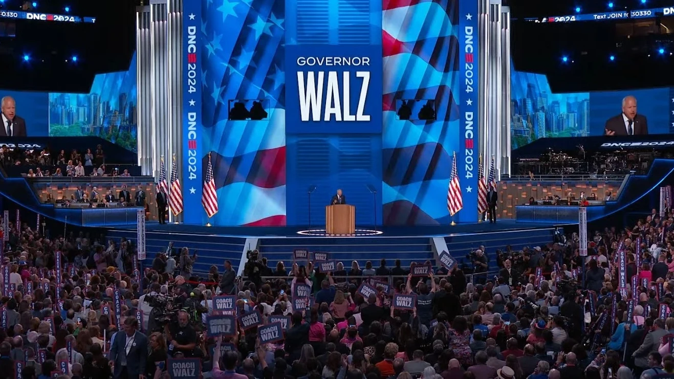 El gobernador de Minnesota Tim Walz acepta formalmente la nominación demócrata como vicepresidente El gobernador de Minnesota Tim Walz acepta formalmente la nominación demócrata como vicepresidente
