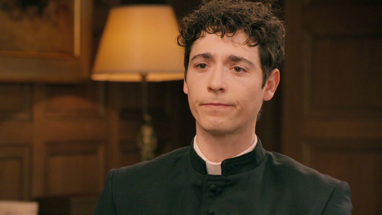 Mateo se sacrifica por Claudia con Marta: "renuncio a mi puesto en la  colonia y me marcho"