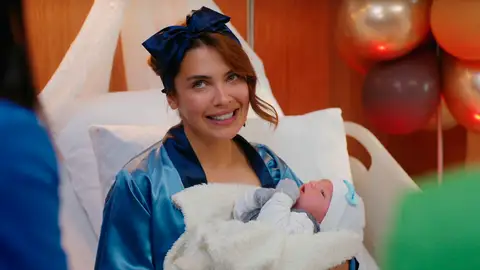 Descubre cómo se llaman los hijos de Kumru y Caner Descubre cómo se llaman los hijos de Kumru y Caner