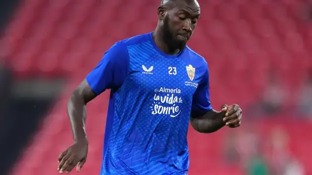 Ibrahima Kon&eacute;, jugador del Almer&iacute;a, durante un entrenamiento