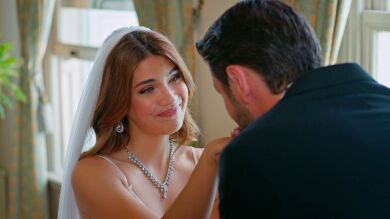 Caner y Kumru se prometen amor eterno antes de la ceremonia: “Somos tú y yo”