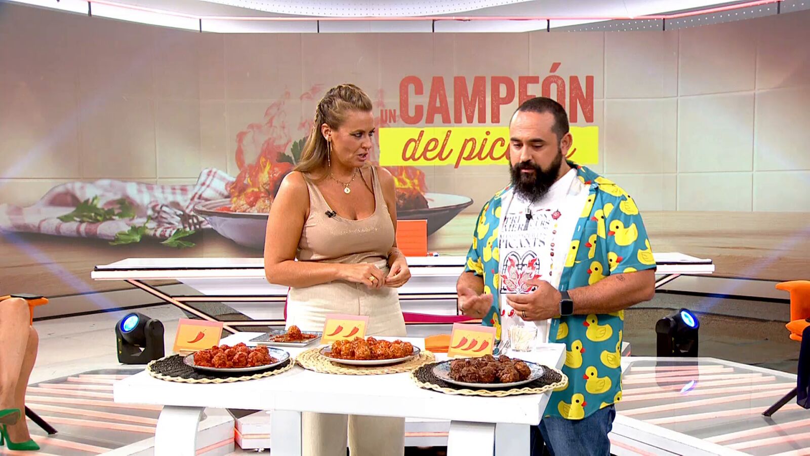 David Navarro, campeón en comer picante: 