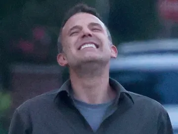 Ben Affleck, sonriente tras confirmarse su divorcio de Jennifer Lopez Ben Affleck, sonriente tras confirmarse su divorcio de Jennifer Lopez