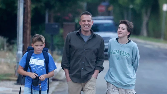 Ben Affleck junto a sus hijos Fin y Sam Ben Affleck junto a sus hijos Fin y Sam
