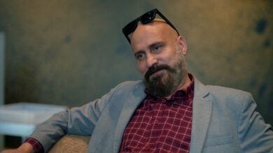 ¿Rafet traiciona a Yekta? Bülent descubre que el abogado se la ha jugado