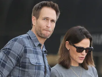 John Miller y Jennifer Garner John Miller y Jennifer Garner