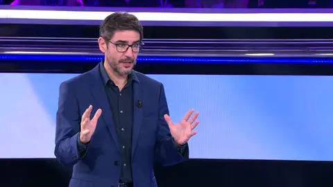 Los cuatro presentadores que se han puesto al frente de Atrapa un millón en alguna ocasión Los cuatro presentadores que se han puesto al frente de Atrapa un millón en alguna ocasión