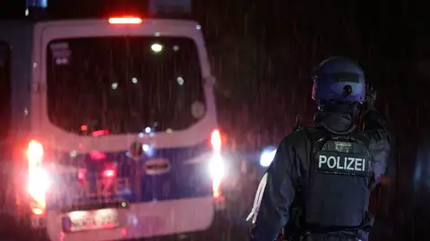 Agentes de la Policía alemana Agentes de la Policía alemana