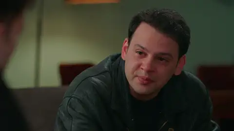 Oğulcan comparte su dolor con Tolga tras marcharse de casa: "Mi padre me desprecia" Oğulcan comparte su dolor con Tolga tras marcharse de casa: "Mi padre me desprecia"