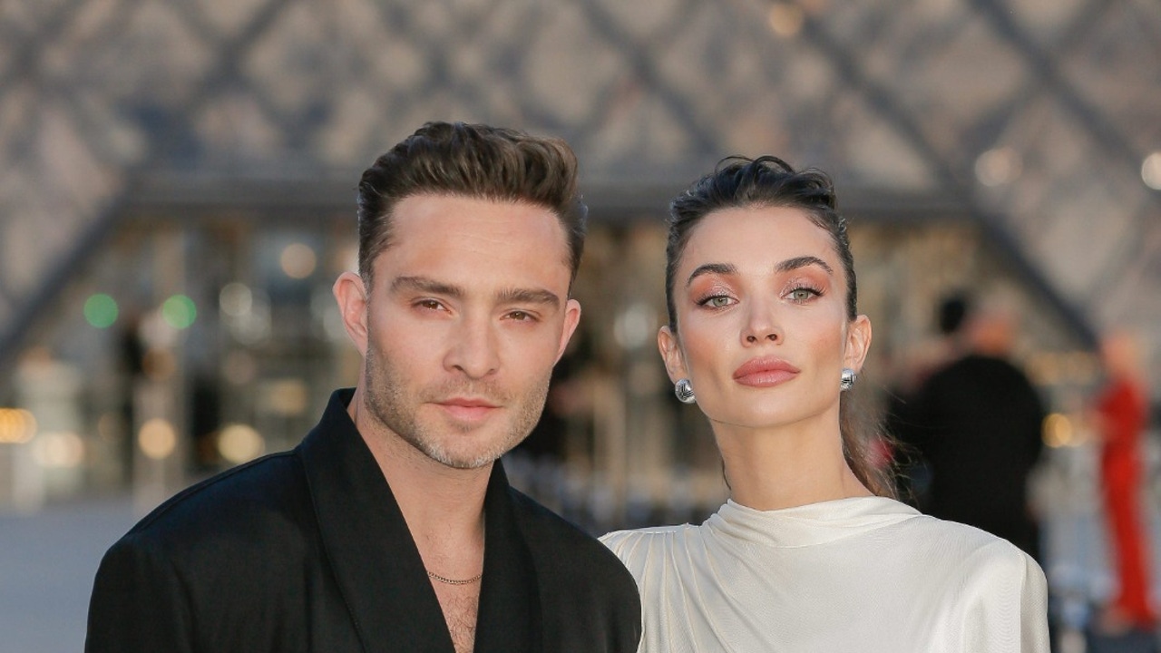 El actor de Gossip Girl, Ed Westwick, se casa con Amy Jackson en una ...