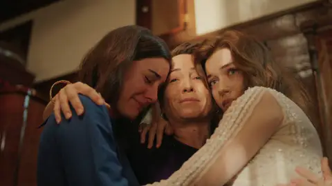 Tres razones para no perderte este domingo el gran estreno de Una nueva vida