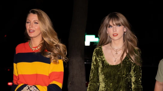 Taylor Swift y Blake Lively Taylor Swift y Blake Lively
