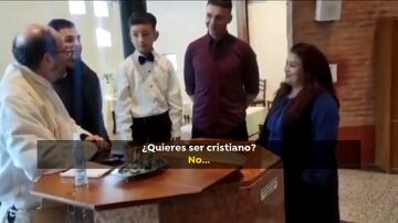 La respuesta viral de un niño en su bautizo