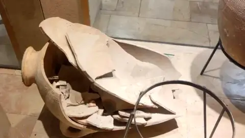 Jarrón roto Jarrón roto