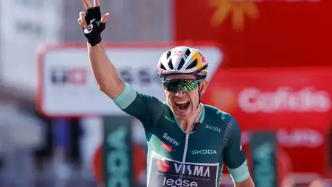 Van Aert se impone en la Vuelta a España Van Aert se impone en la Vuelta a España
