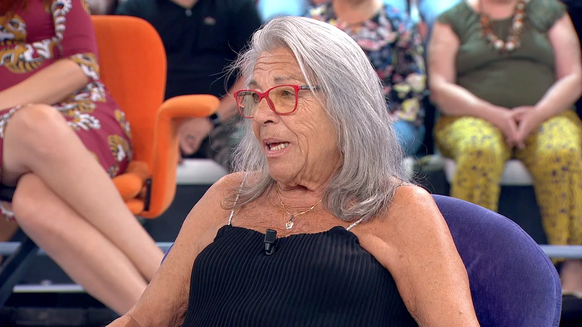 As&iacute; es Ana, la tarotista de 79 a&ntilde;os dispuesta a cambiar de look radicalmente: "Hace tiempo que no me veo bien"