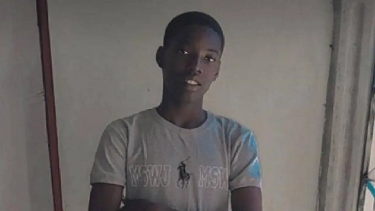 Jahmari Reid, joven que ha muerto por el ataque de un tibur&oacute;n