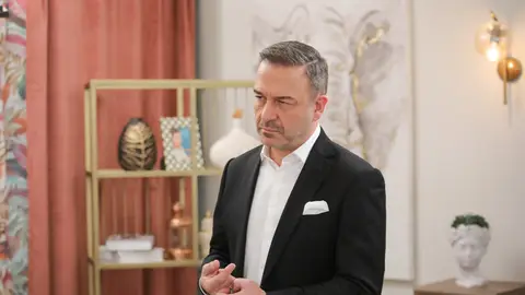 El empresario implacable que no se detuvo ante nada: recordamos la historia de Doğan en Pecado Original El empresario implacable que no se detuvo ante nada: recordamos la historia de Doğan en Pecado Original