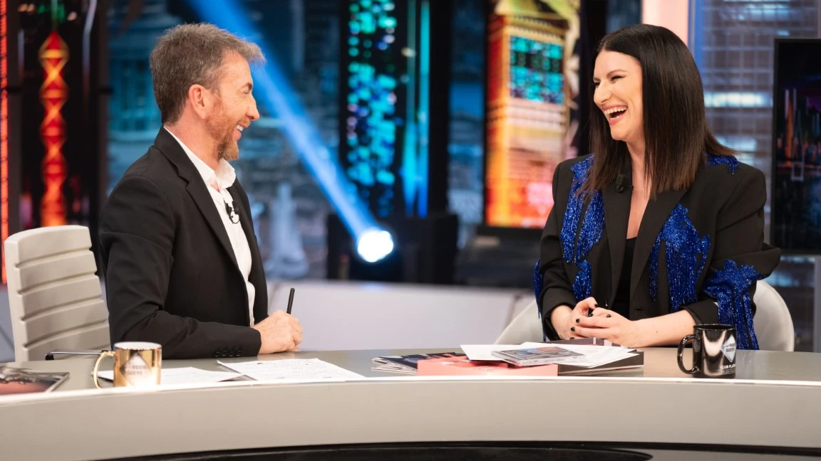 Laura Pausini reta a Pablo Motos a enfadarse: “¿Tú gritas cuando te enfadas?” Laura Pausini reta a Pablo Motos a enfadarse: “¿Tú gritas cuando te enfadas?”