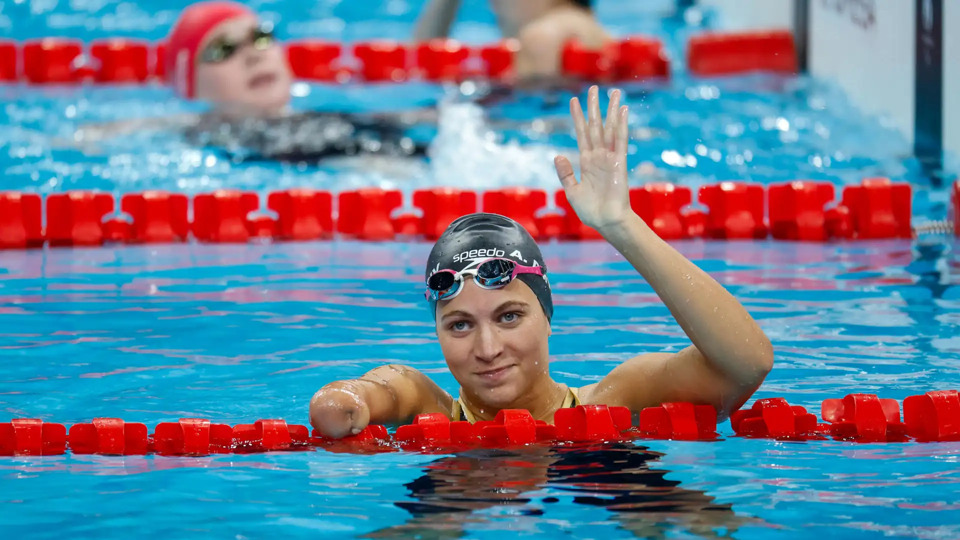 Laa espa&ntilde;ola Anastasiya Dmytriv tras competir en los 100 braza SB8 en Par&iacute;s 2024