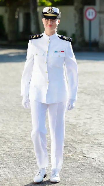 La princesa Leonor ingresa en la Escuela Naval de Marín La princesa Leonor ingresa en la Escuela Naval de Marín