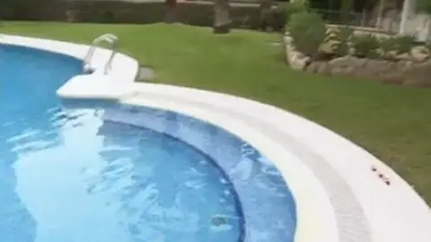 La piscina de Alicante, el lugar de los hechos La piscina de Alicante, el lugar de los hechos