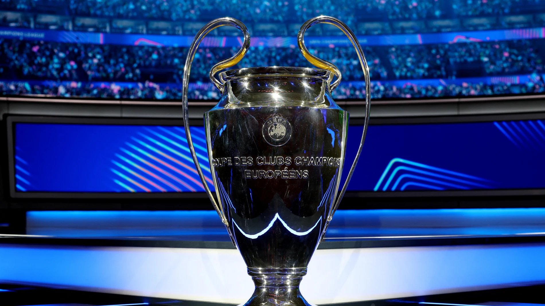 Trofeo de la Champions League 2024-25 Trofeo de la Champions League 2024-25