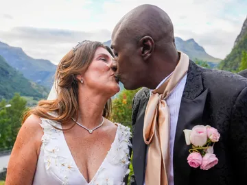 Marta Luisa de Noruega y Durek Verrett en su boda Marta Luisa de Noruega y Durek Verrett en su boda