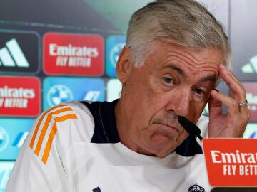 Carlo Ancelotti en rueda de prensa