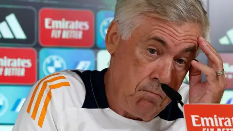 Carlo Ancelotti en rueda de prensa Carlo Ancelotti en rueda de prensa