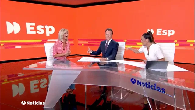 Susanna Griso bromea con Mat&iacute;as Prats en su reencuentro por la nueva temporada de Espejo P&uacute;blico: "El tiempo no pasa para ti"