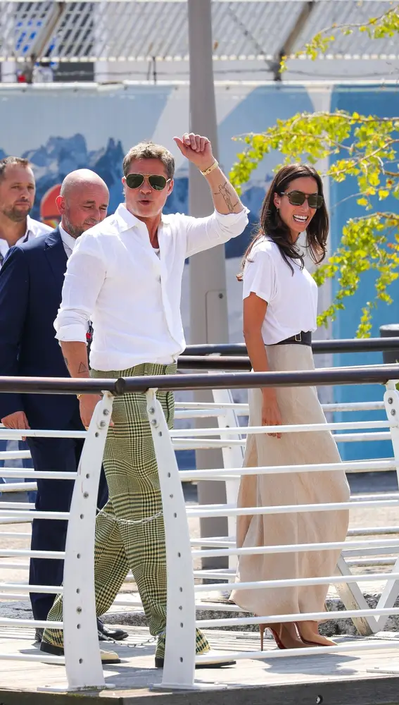 Brad Pitt e Inés de Ramón en Venecia Brad Pitt e Inés de Ramón en Venecia