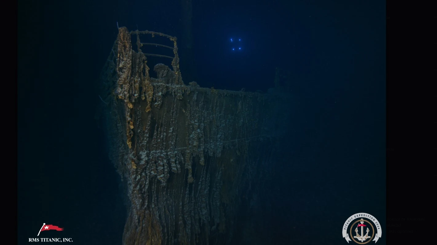 Últimas imágenes del Titanic tras 112 años hundido en el Atlántico Últimas imágenes del Titanic tras 112 años hundido en el Atlántico