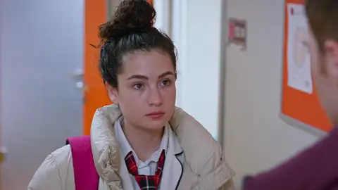 En el próximo capítulo de Hermanos: Aybike intenta que Berk abra los ojos y descubra por fin la verdadera cara de su padre En el próximo capítulo de Hermanos: Aybike intenta que Berk abra los ojos y descubra por fin la verdadera cara de su padre