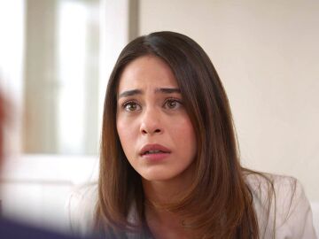 Ayla se ve obligada a mentir ante una Elif rota de dolor: "No me alejes de tu lado" 