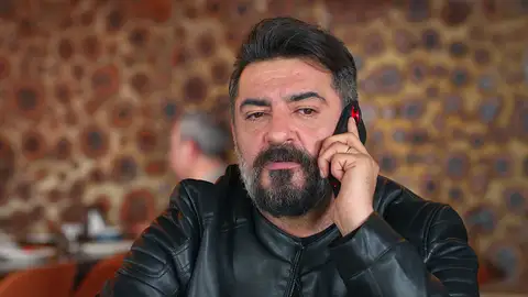 Akif toma una drástica e inesperada decisión: "Es mejor que rompamos, Süreyya" Akif toma una drástica e inesperada decisión: "Es mejor que rompamos, Süreyya"