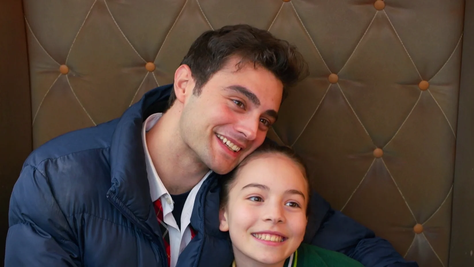 Akif sorprende a los alumnos del Ataman con una inesperada visita a un parque de atracciones: "¡A disfrutar!" Akif sorprende a los alumnos del Ataman con una inesperada visita a un parque de atracciones: "¡A disfrutar!"